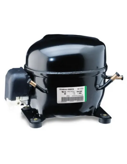 Компрессор для холодильника EMBRACO ASPERA NE1121Z R134a 250W (с пусковым реле RSIR) Компрессор для холодильника EMBRACO ASPERA NE1121Z R134a 250W (с пусковым реле RSIR)